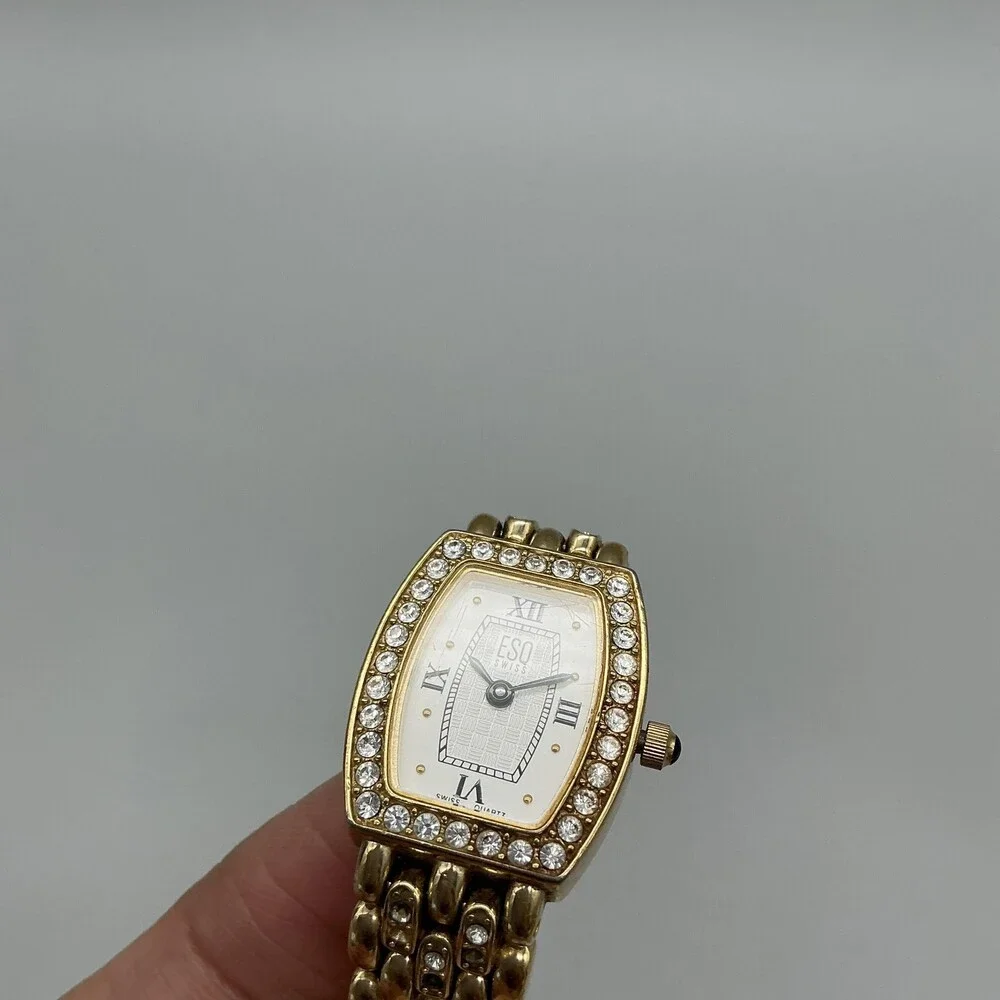 ESQ Swiss see photos